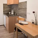 City Apart Hotel 3*